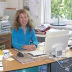 Martina Steinkühler: Ich arbeite als Lektorin bei Vandenhoeck & Ruprecht und seit ich vierzehn bin, bin ich Autorin