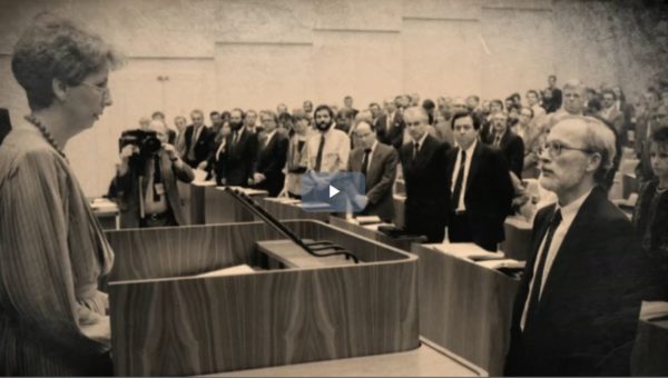 MDR-Doku: Die letzte DDR-Regierung oder wie man sich selbst abschafft